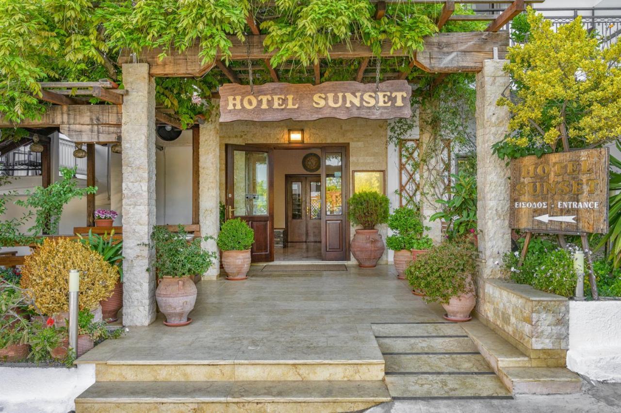 Sunset Hotel Ouranoupoli Exterior photo